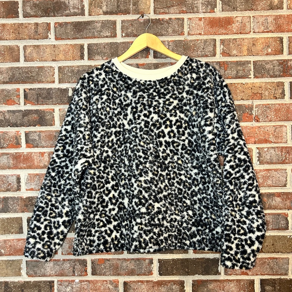 Women’s Med Loft Leopard Print Fuzzy Sweatshirt